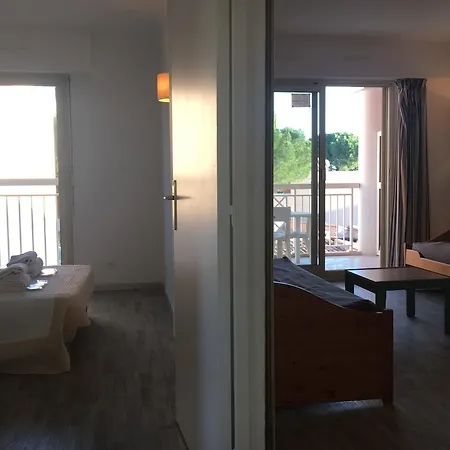 Luckey Homes - Avenue Georges Pompidou * Валлорис